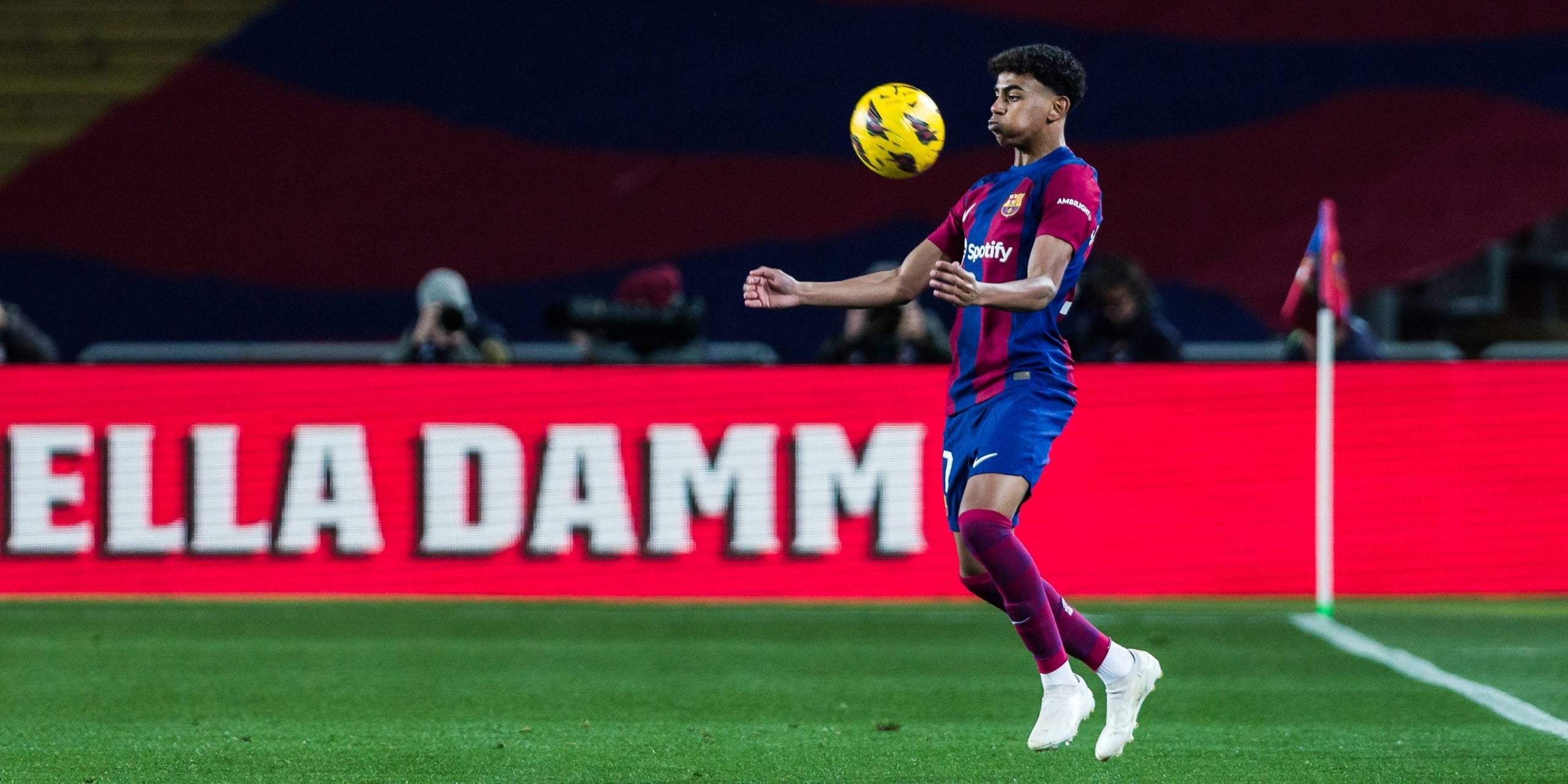 Lamino Yamal, durante un partido del Barça | Europa Press