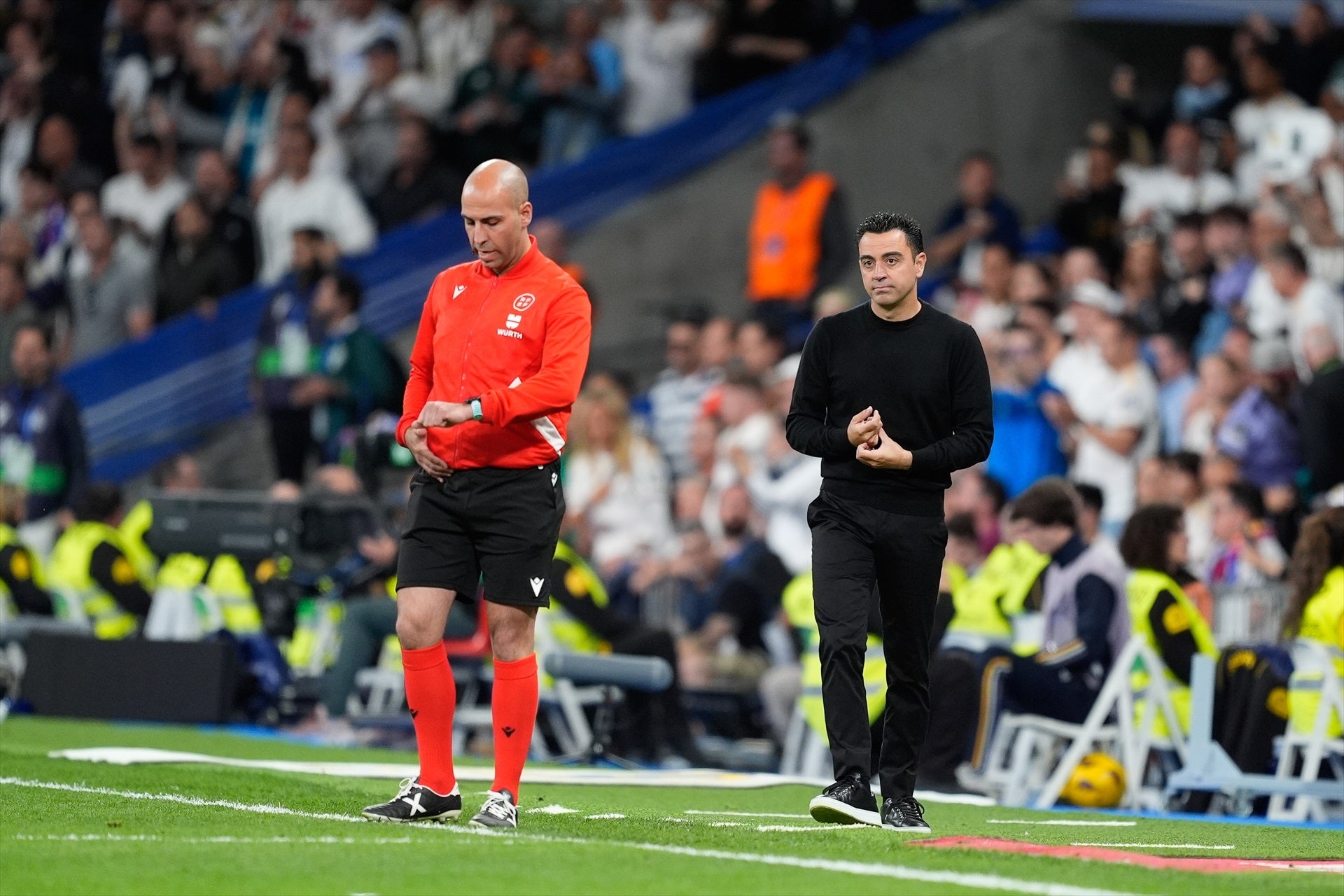 Xavi, durante el clásico | Europa Press