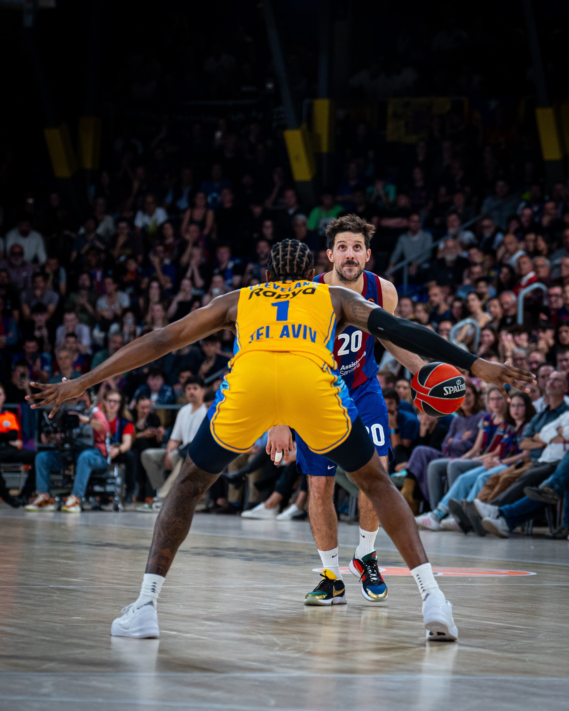 Laprovittola, justo antes de lanzar el triple de la victoria | FC Barcelona