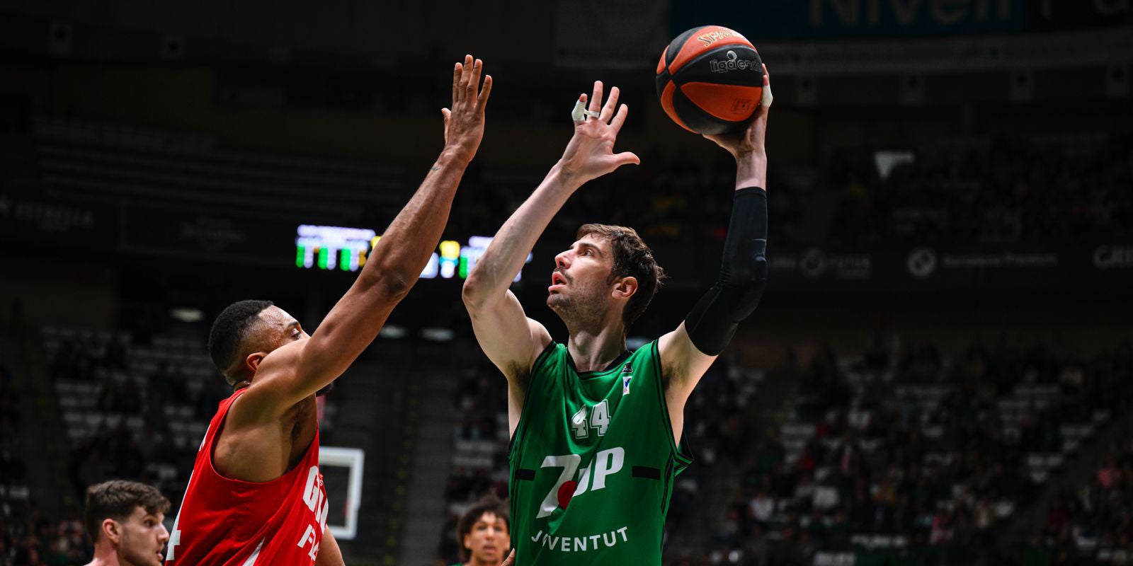 Ante Tomic, durante el partido contra el Basquet Girona | Joventut de Badalona