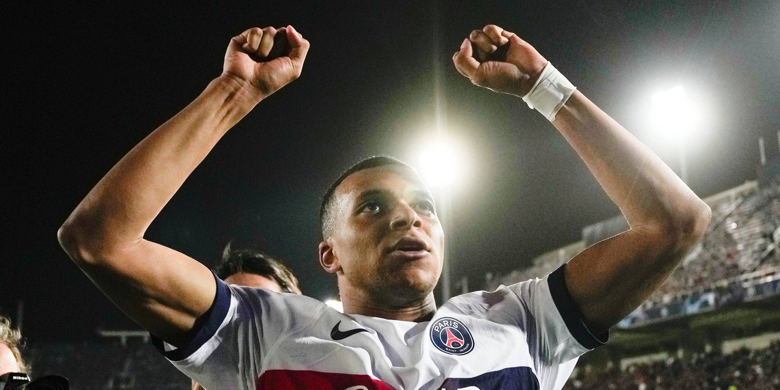 Kylian Mbappé, jugador del PSG, celebrant un gol | París Saint-Germain