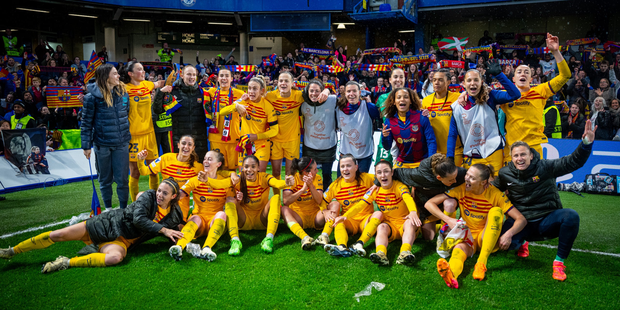 Las jugadoras del Barça, celebrando el paso a la final de la Champions | @FCBfemeni