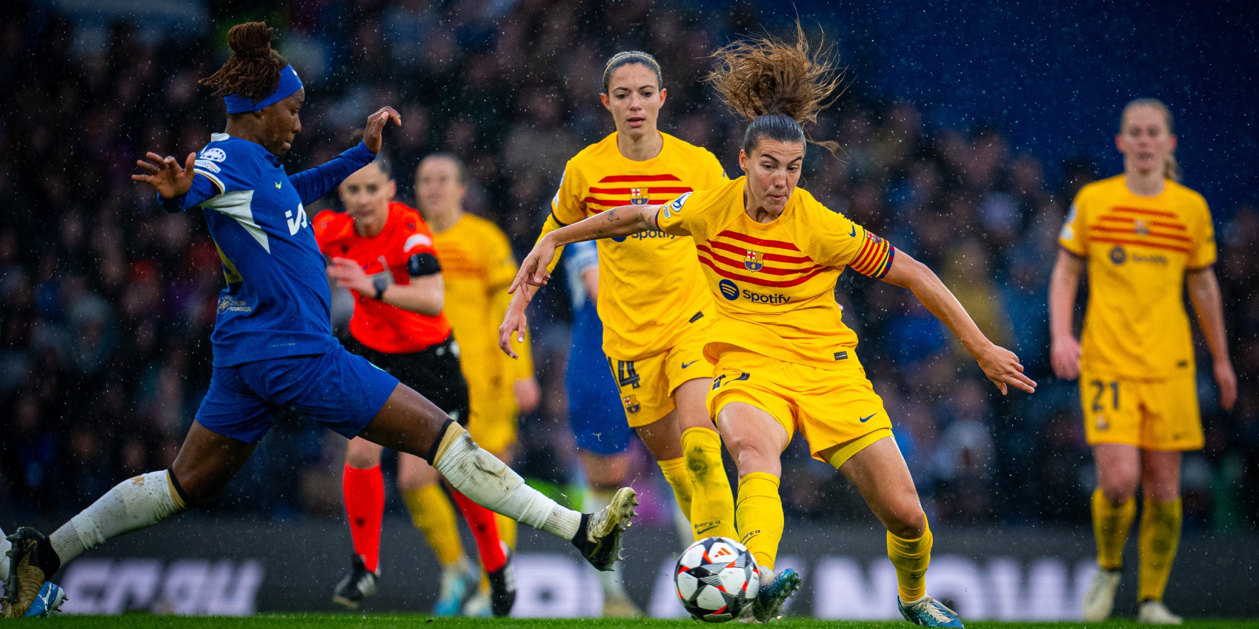 Las jugadoras del Barça, durante el partido contra el Chelsea | @FCBfemeni