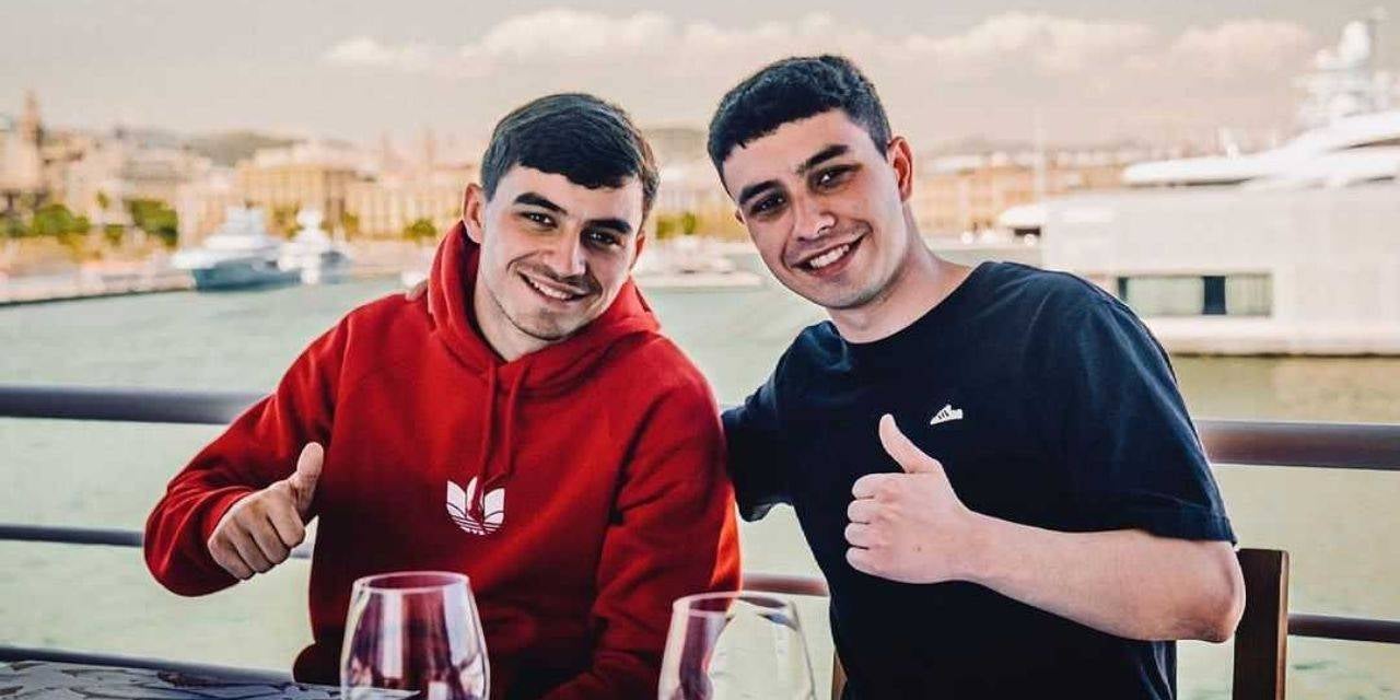 Pedri, con su hermano Fernando | @pedri