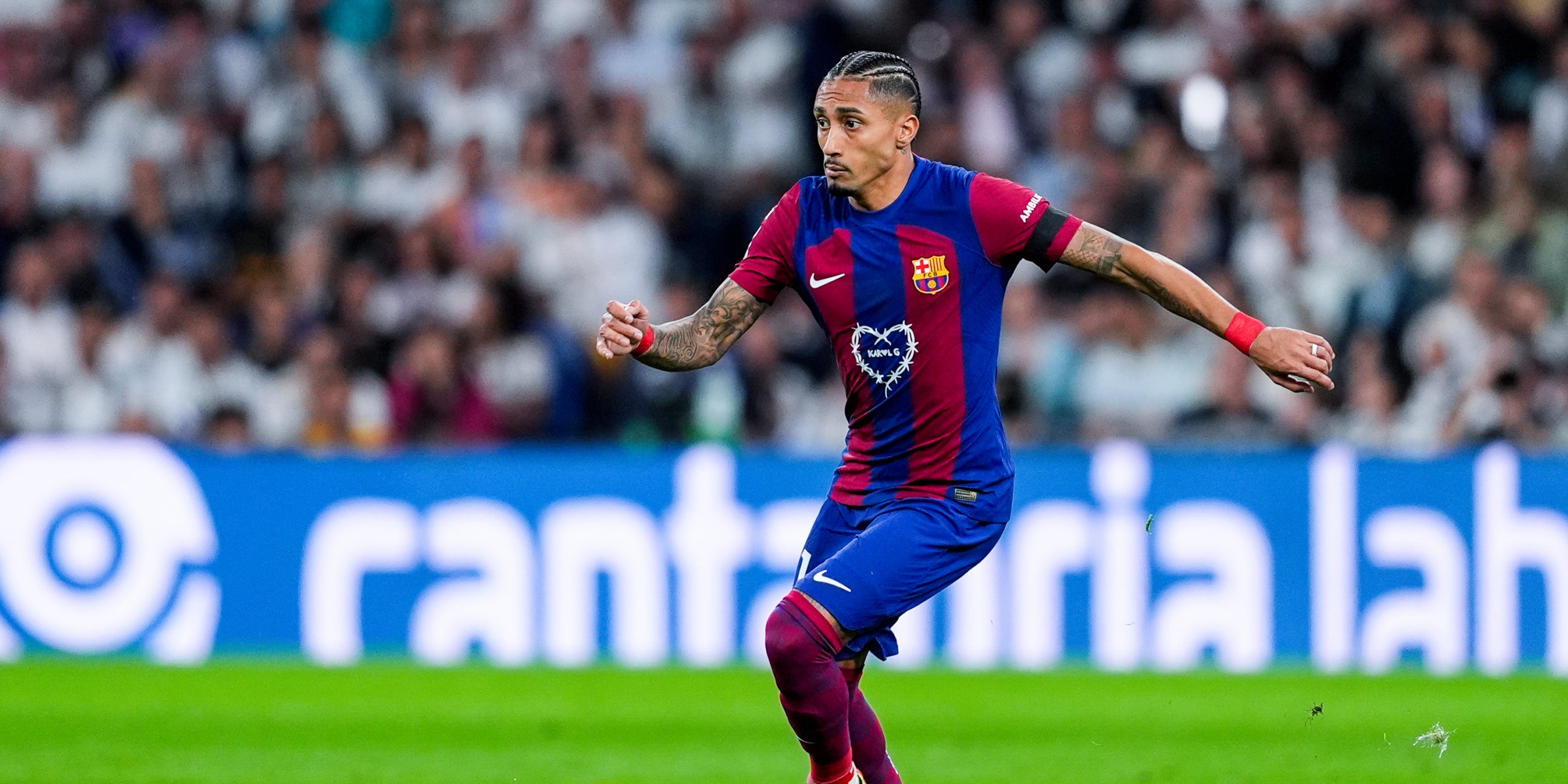 Raphinha, durant el clàssic contra el Madrid | Europa Press