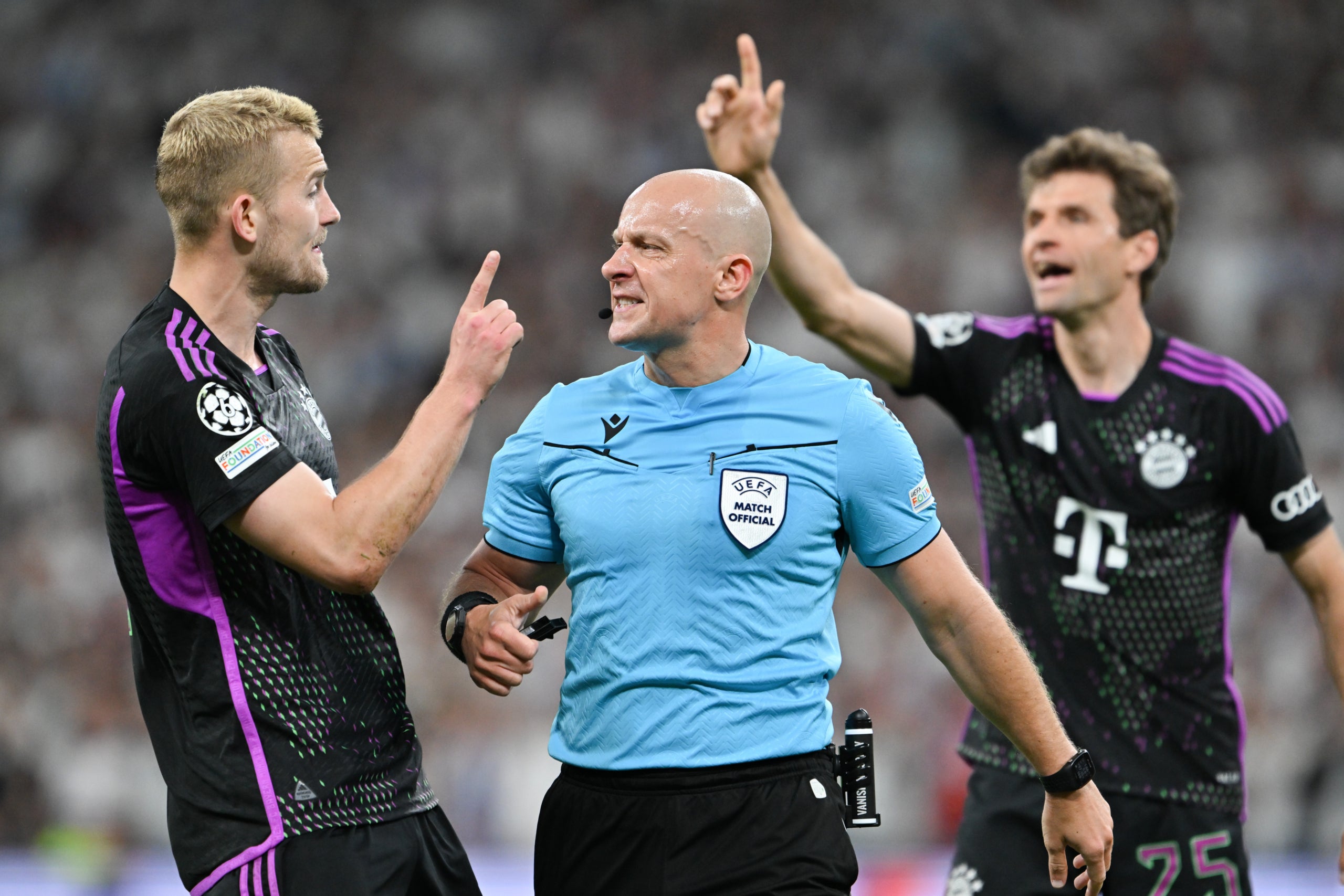 Marciniak rep les queixes dels jugadors del Bayern | Europa Press