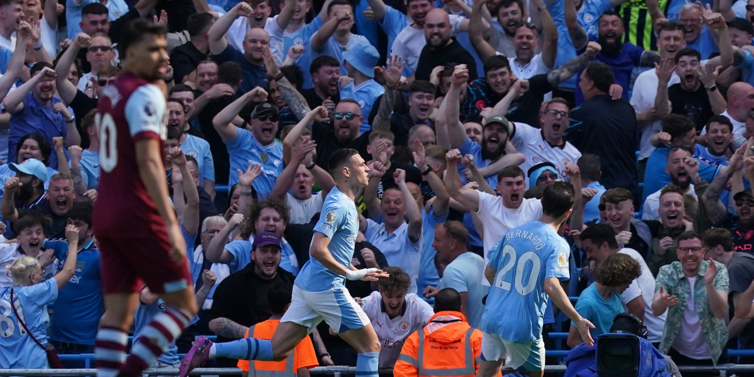 Los jugadores del Manchester City, celebrando un gol contra el West Anzuelo | Europa Press