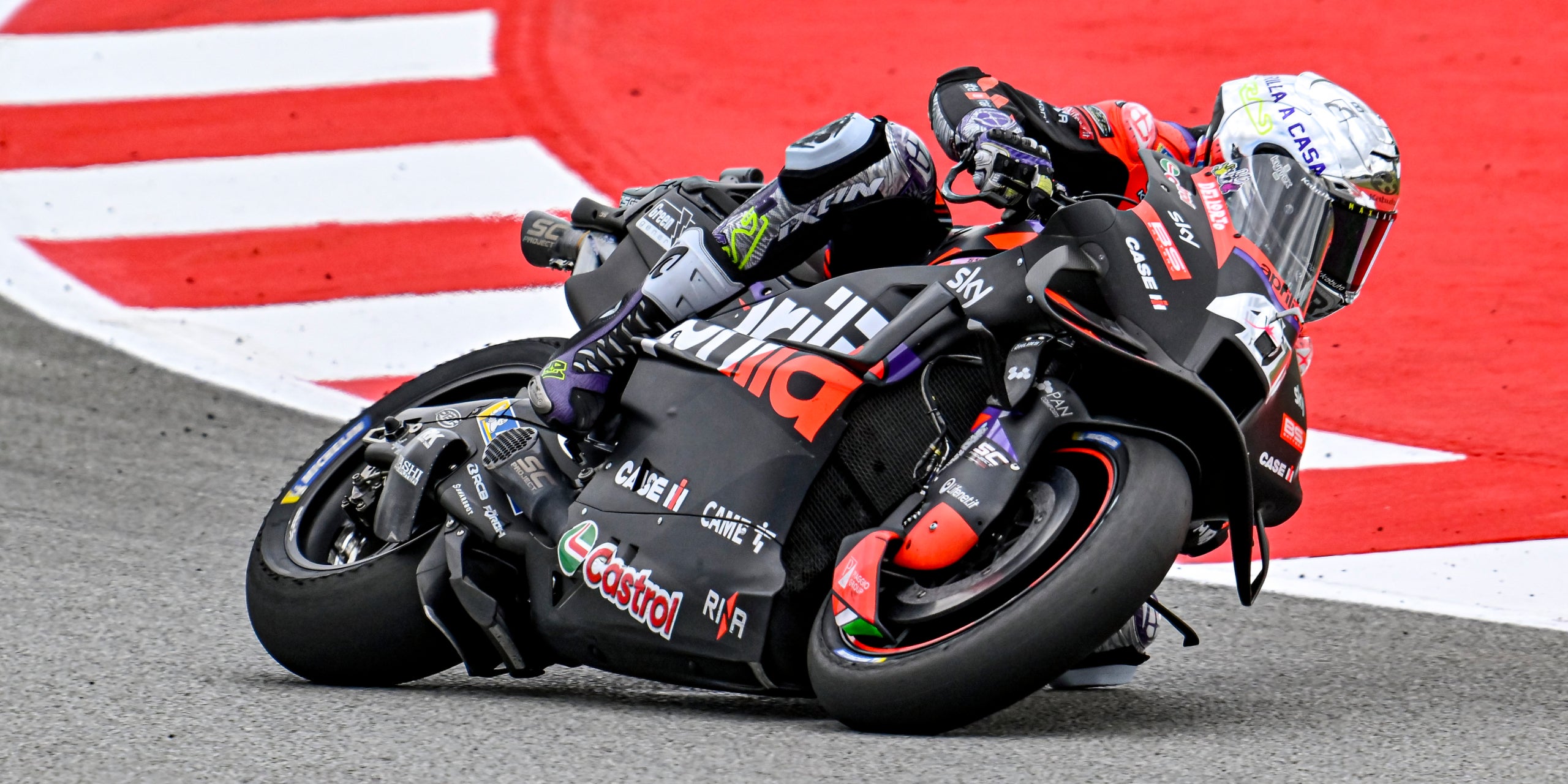 Aleix Espargaró gana la carrera sprint del Gran Premio de Cataluña de MotoGP | Europa Press