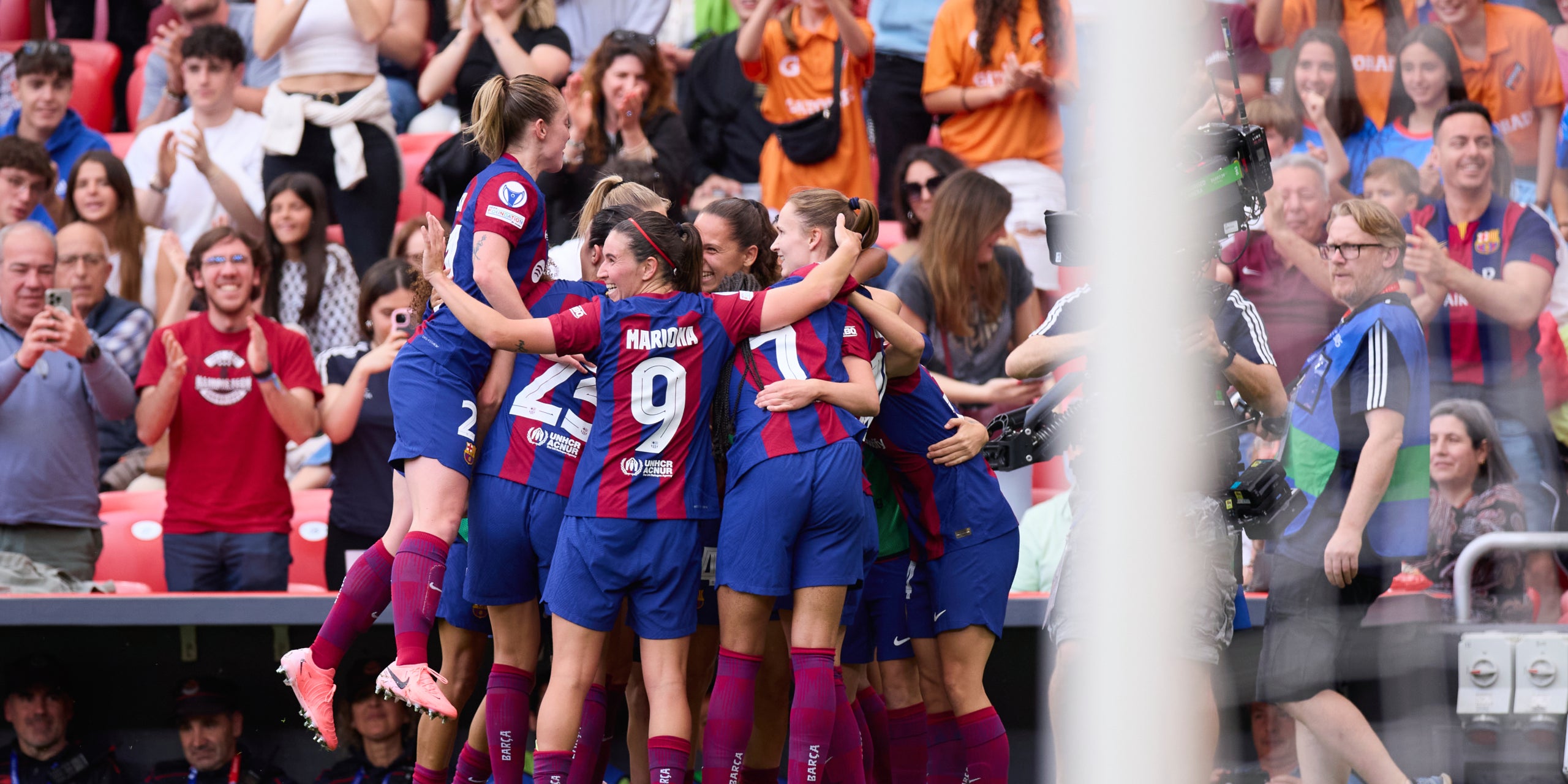 Les jugadores del Barça, celebrant un gol a la final de la Champios contra l'Olympique de Lió | @FCBfemeni