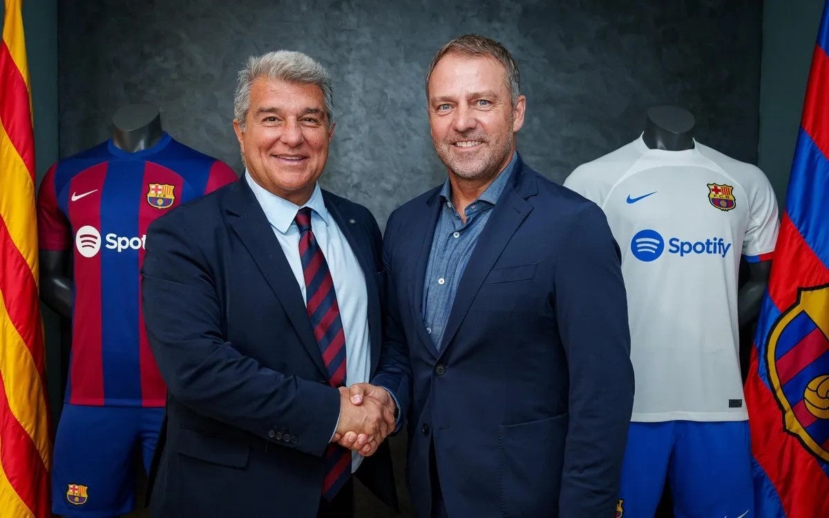 Joan Laporta, con el nuevo entrenador del Barça, Hansi Flick | Europa Press