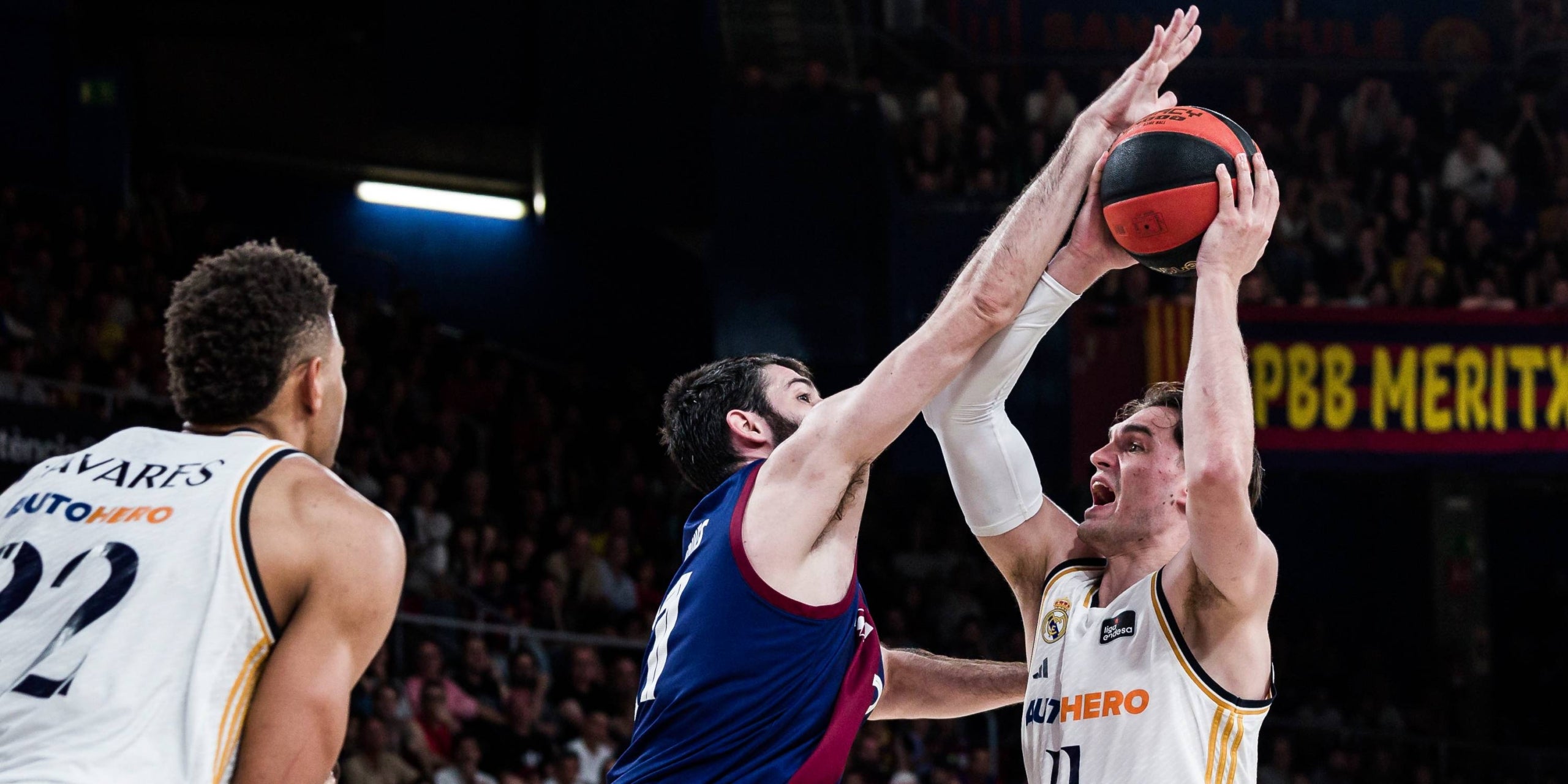 Mario Hezonja, durante un partido contra el Barça | Europa Press