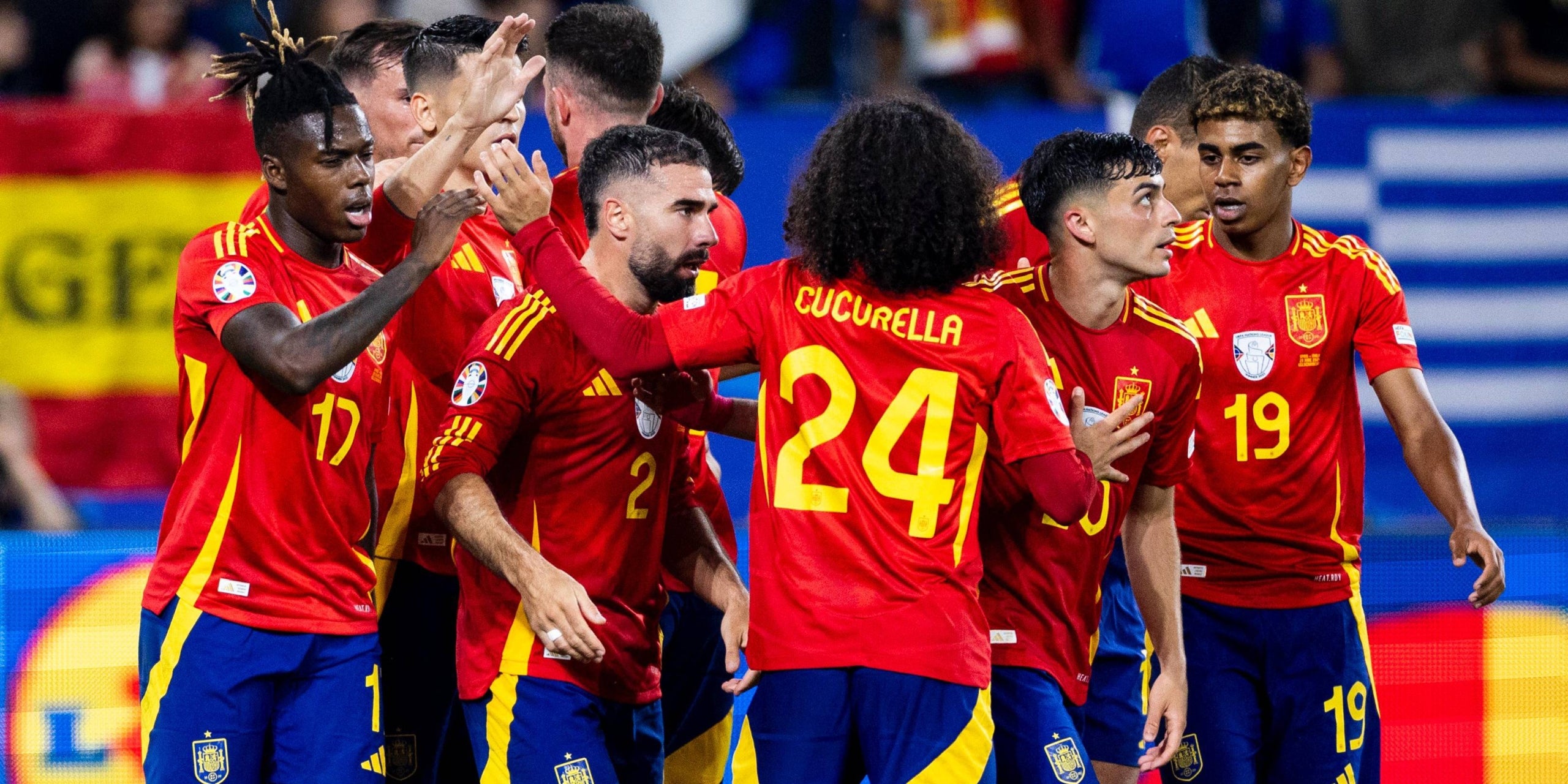 Els jugadors de la selecció espanyola celebren el gol contra Itàlia | @SEFubol