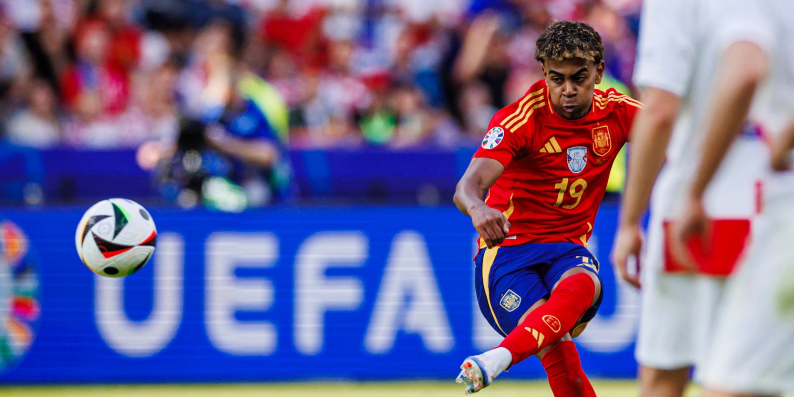 Lamine Yamal, durante el partido contra Croacia en la Eurocopa 2024 | @SeFutbol