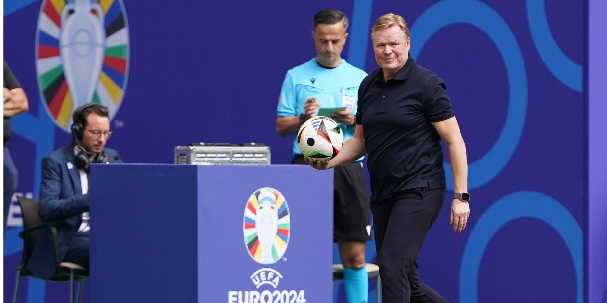 Koeman, a la banda, durant un partit d'Eurocopa de Països Baixos | Europa Press