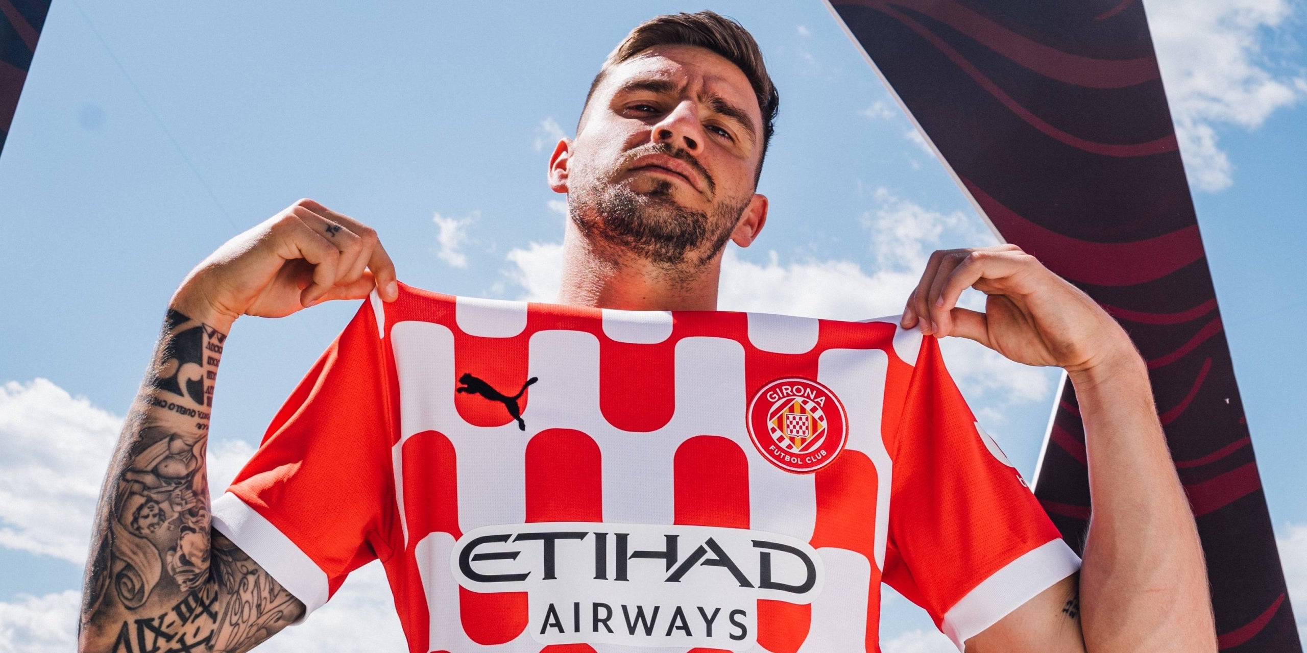 Portu con la nueva camiseta del Girona | Girona FC