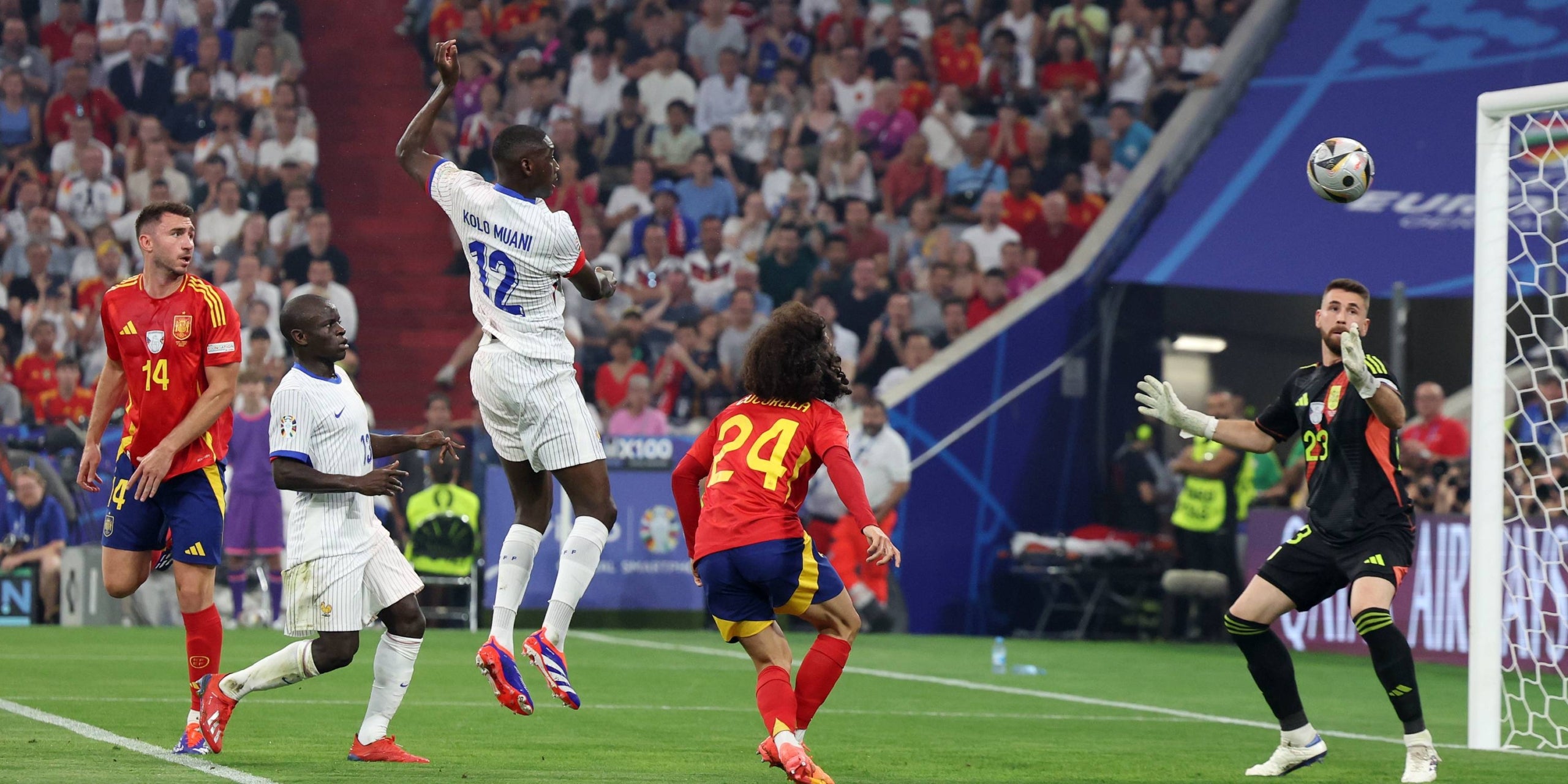 Kolo Muani ha avanzado en Francia a los cinco minutos de juego | Europa Press