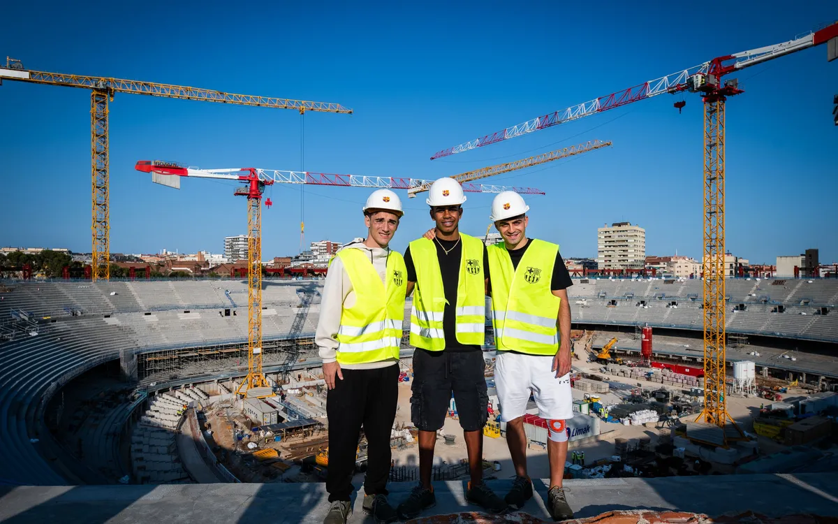 Gavi, Lamino Yamal y Pedri, a la parte más alta del segundo graderío del Camp Nou en obras | FC Barcelona