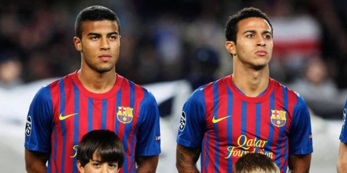 Thiago juntament al seu germà Raphinha amb la samarreta del Barça | @Thiago6