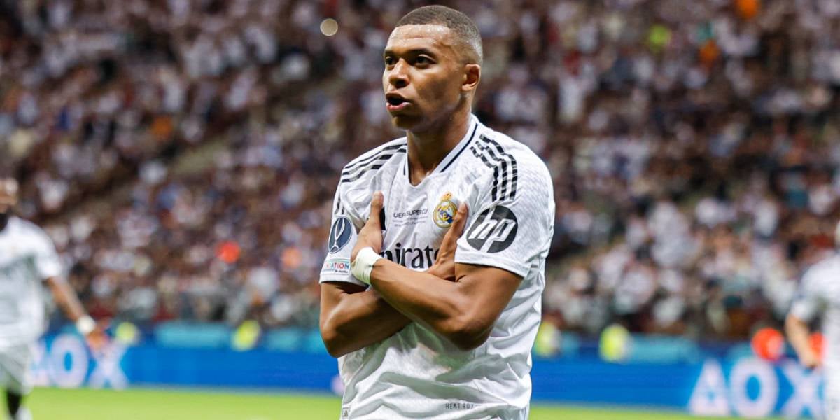 Kylian Mbappé celebra su primer gol con el Madrid | Real Madrid CF