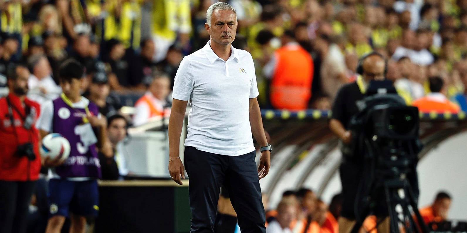 Mourinho, durant eel partit entre el Fenerbahçe i el Llile | Fenerbahçe SK