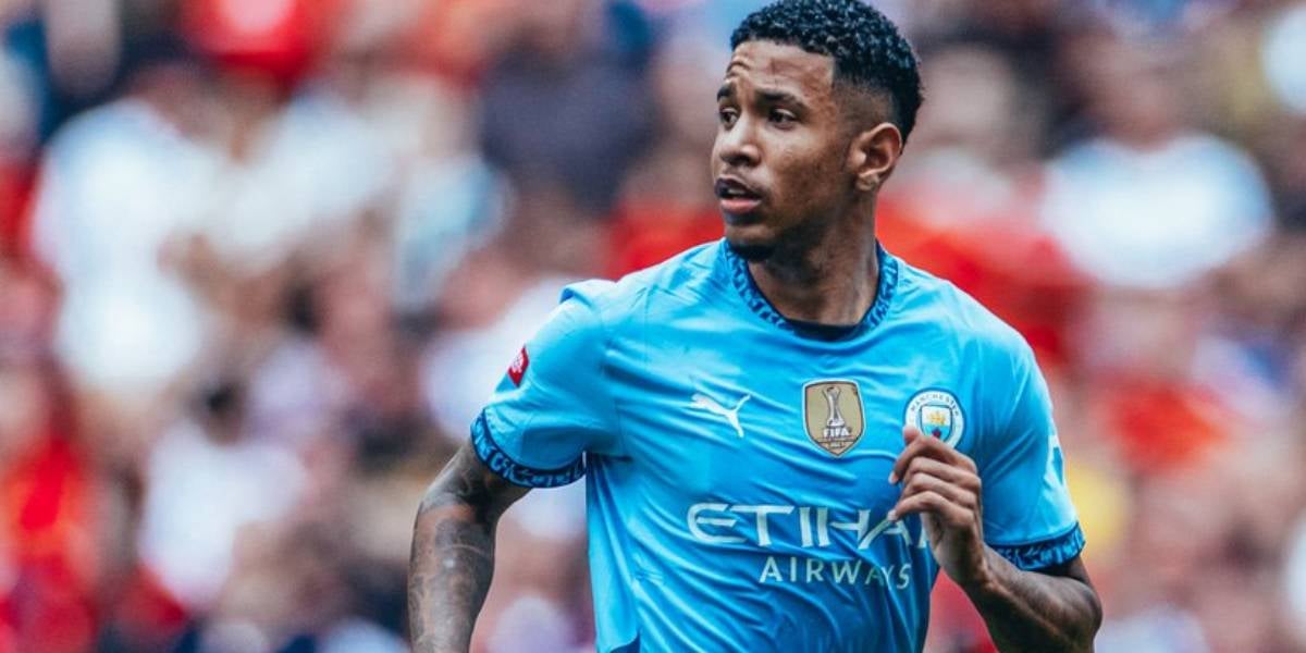 Savinho con el City | @mancitycatala