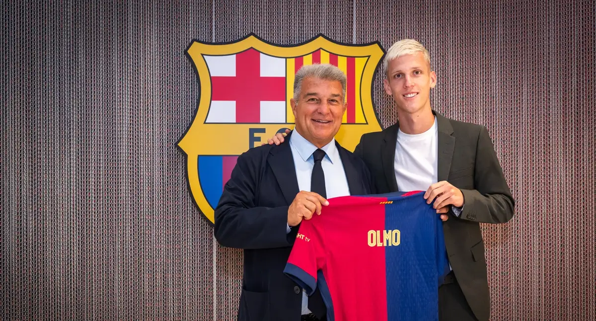 Joan Laporta i Dani Olmo, en la presentació del jugador | FC Barcelona