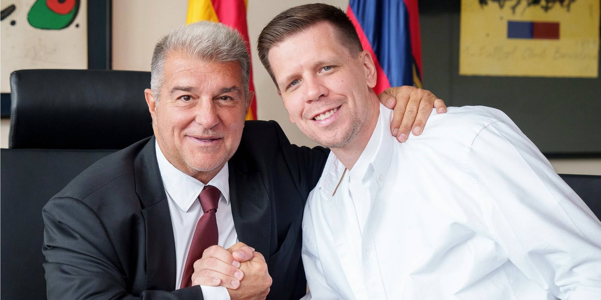 Joan Laporta y Wojciech Szczesny, después de firmar el contrato del portero | FC Barcelona