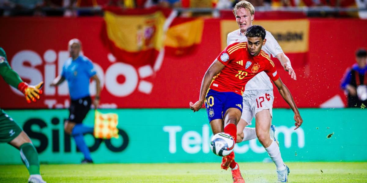 Lamine Yamal amb la Selecció Espanyola | @SEFutbol