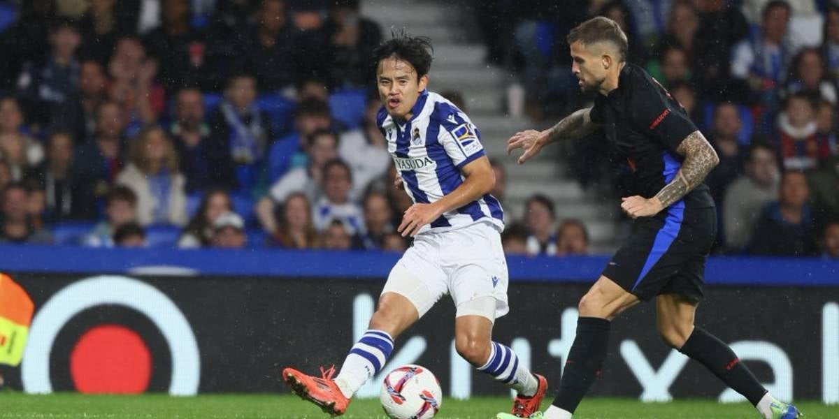 Take Kubo busca el centro contra el Barça | @RealSociedad