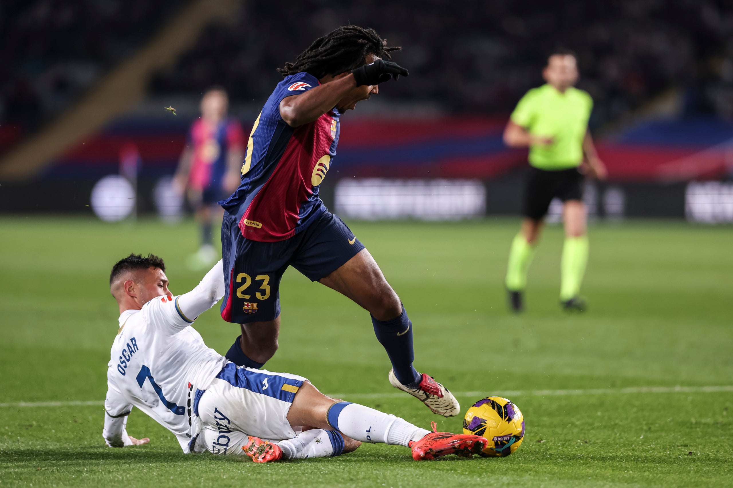 La jugada del possible penal a Kounde que l'àrbitre no ha assenyalat en el Barça-Leganés | Europa Press