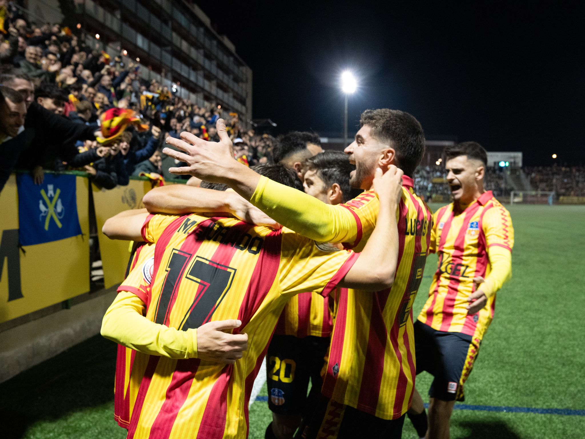 Els jugadors del Sant Andreu celebren el gol contra el Betis | UE Sant Andreu