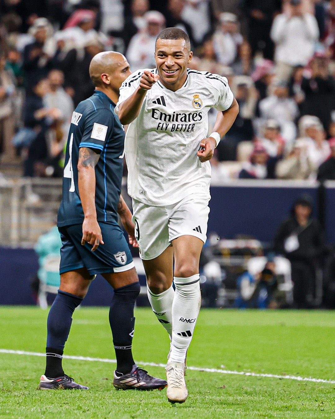 Kylian Mbappé, celebrant un gol durant la final de la Copa Intercontinental contra el Pachuca | Reial Madrid