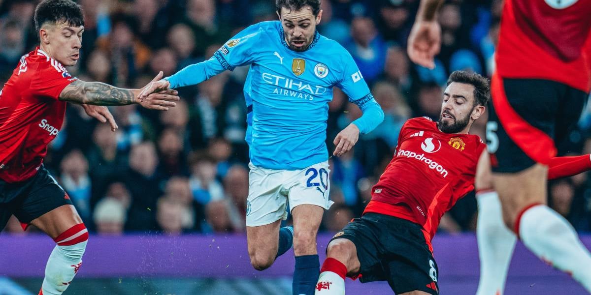 Bernardo Silva busca endur-se la pilota | @ManCityCatala