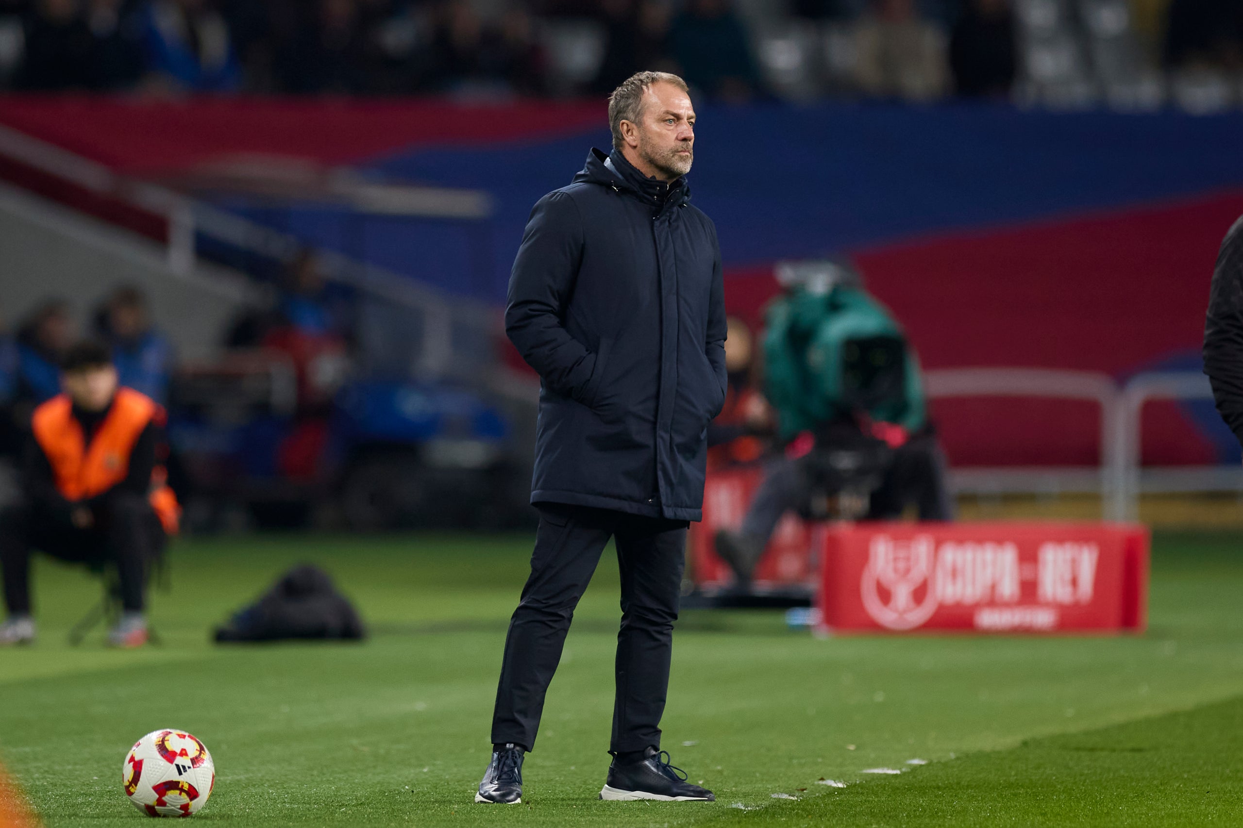 Hansi Flick, durant el Barça-Betis de Copa | Europa Press