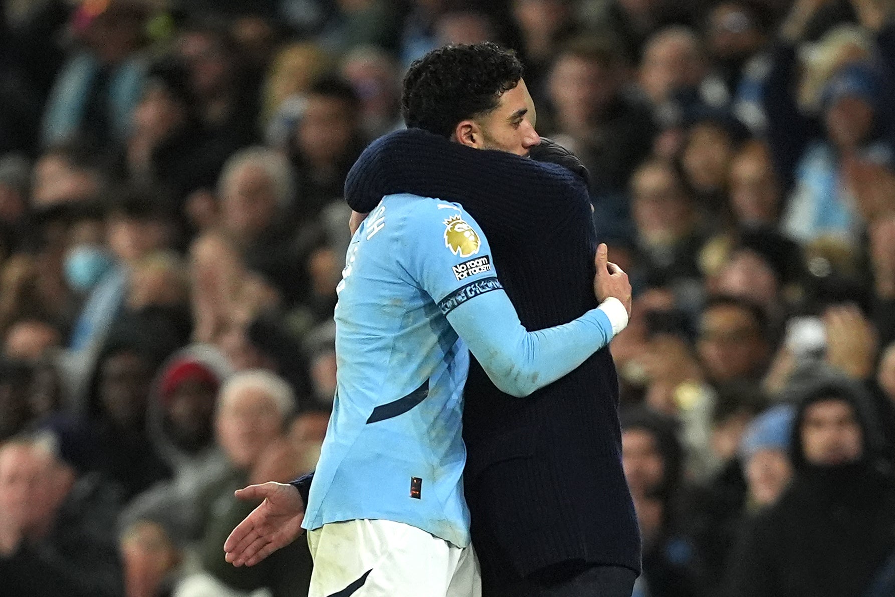 Pep Guardiola i Omar Marmoush, durant el City-Chelsea | Europa Press