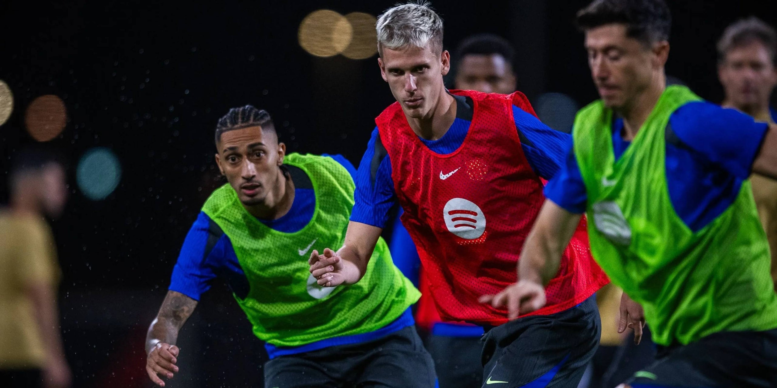 Raphinha, Dani Olmo i Lewandowski, durant un entrenament | FC Barcelona