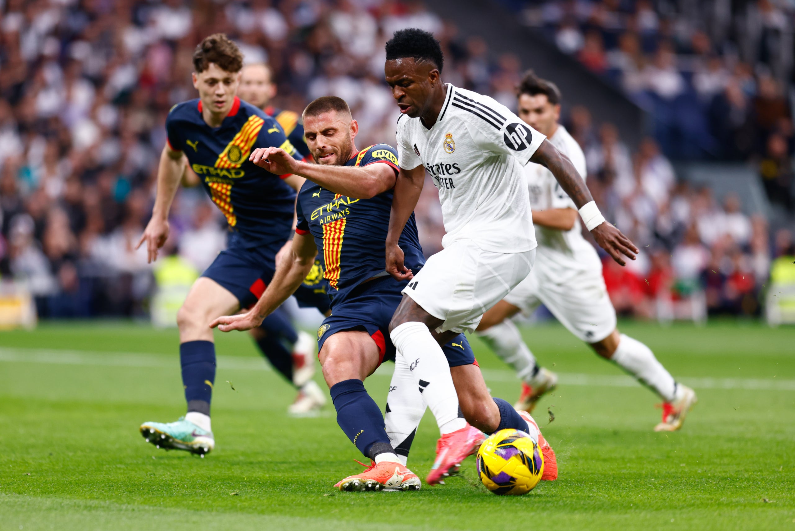 David López i Vinicius durant el Madrid - Girona | Europa Press