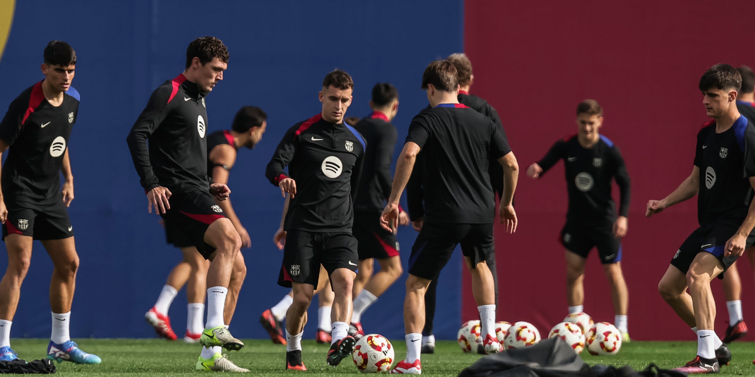 Los jugadores del Barça, durante un entrenamiento | Europa Press