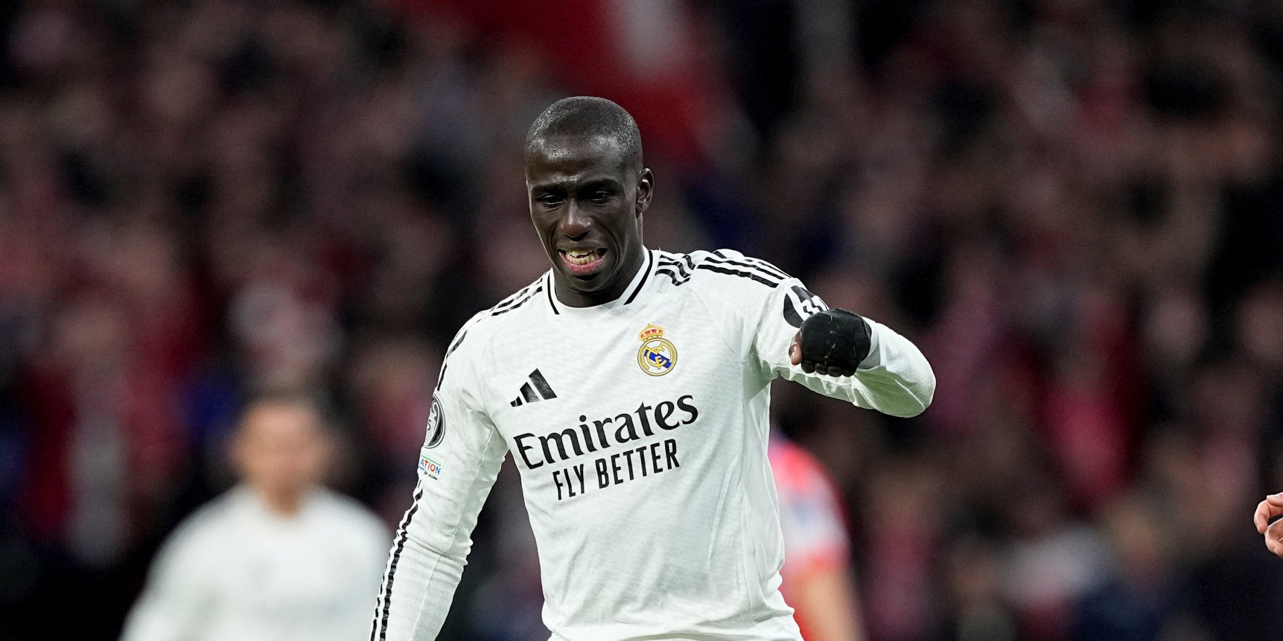 Ferland Mendy, en el moment de la seva lesió durant l'Atlètic de Madrid-Madrid de Champions | Europa Press