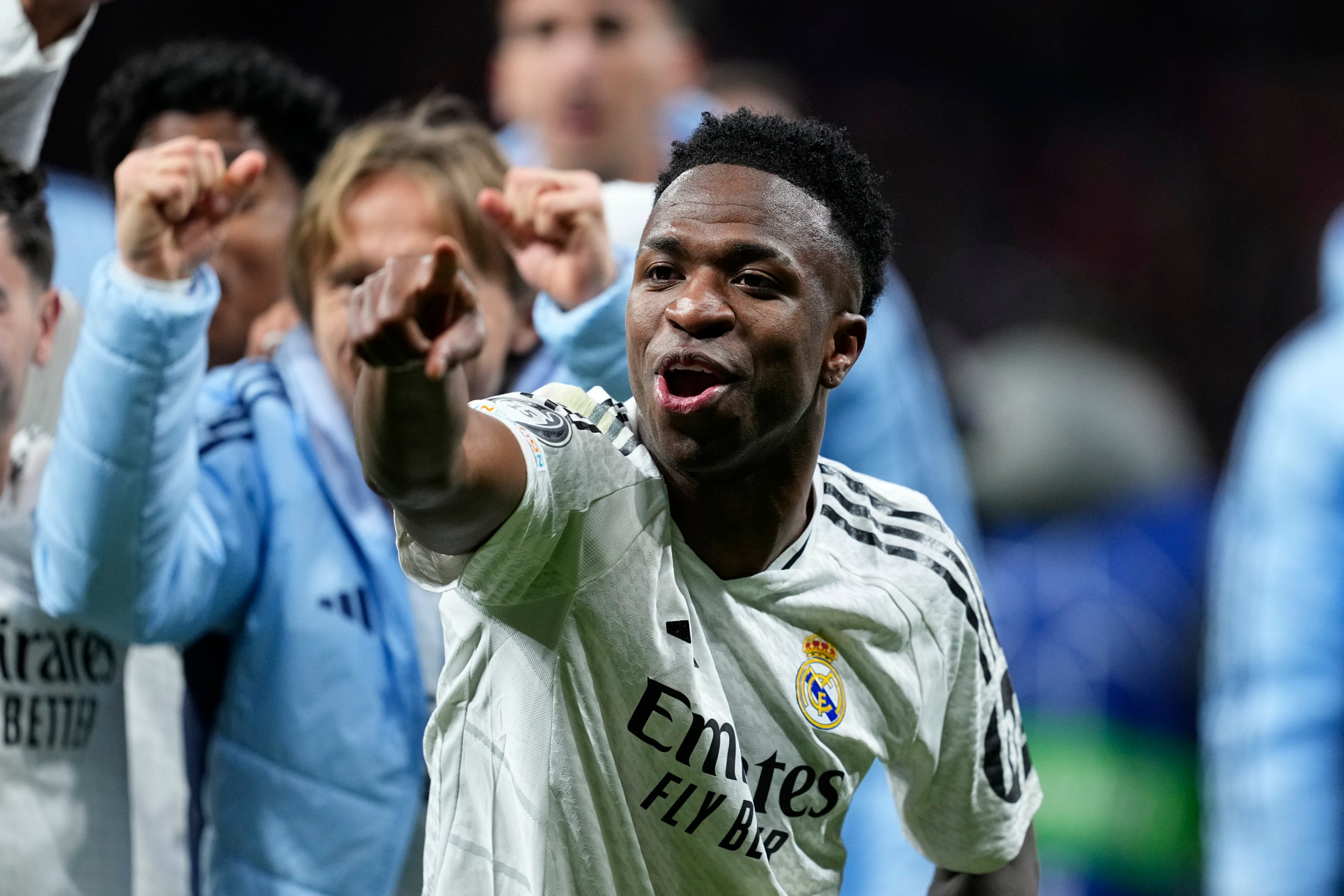 Vinicius, durante la celebración de la eliminación del Atlético de Madrid de la Champions | Europa Press