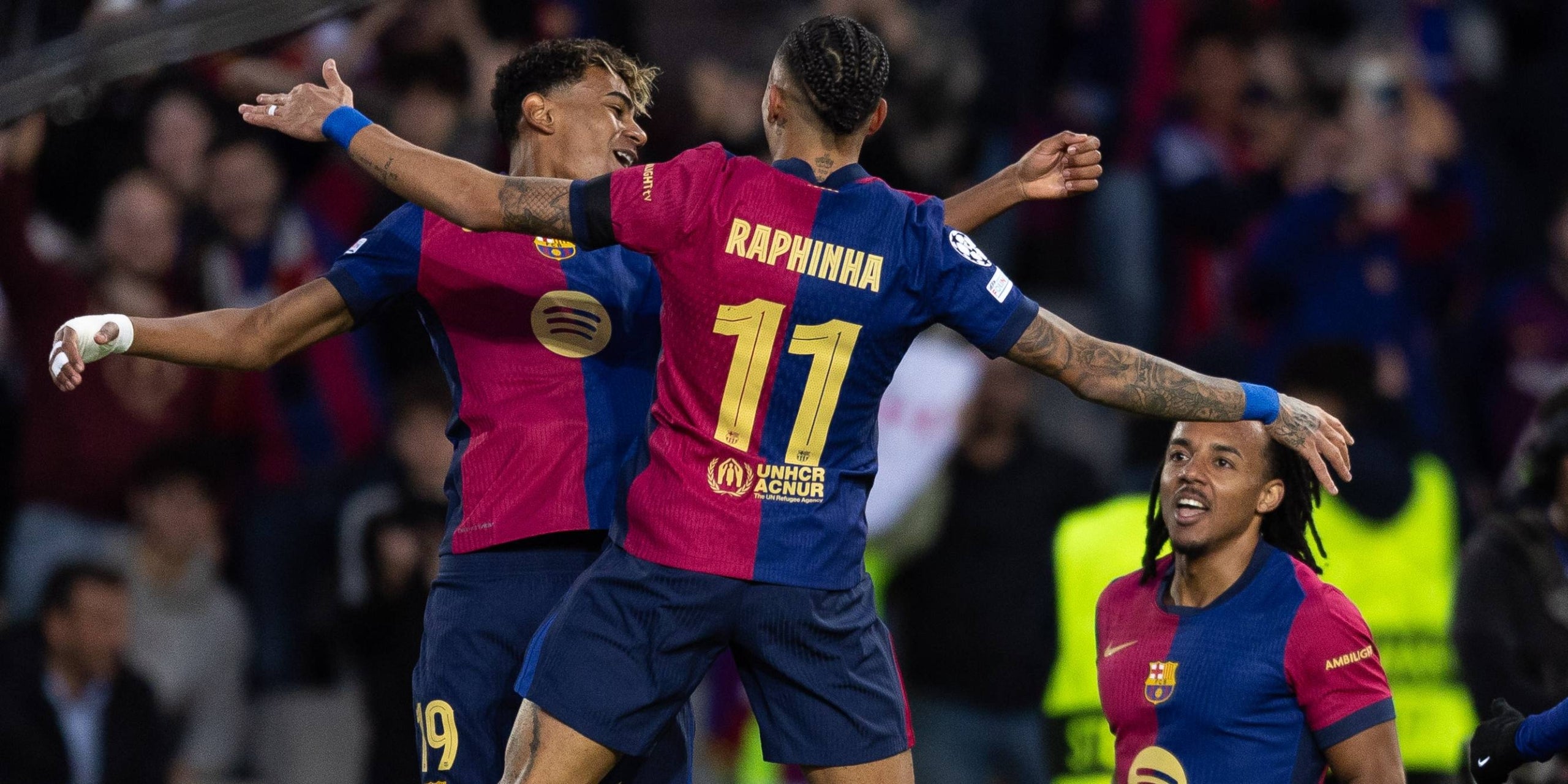 Lamine Yamal i Raphinha celebren el primer gol del Barça | FC Barcelona