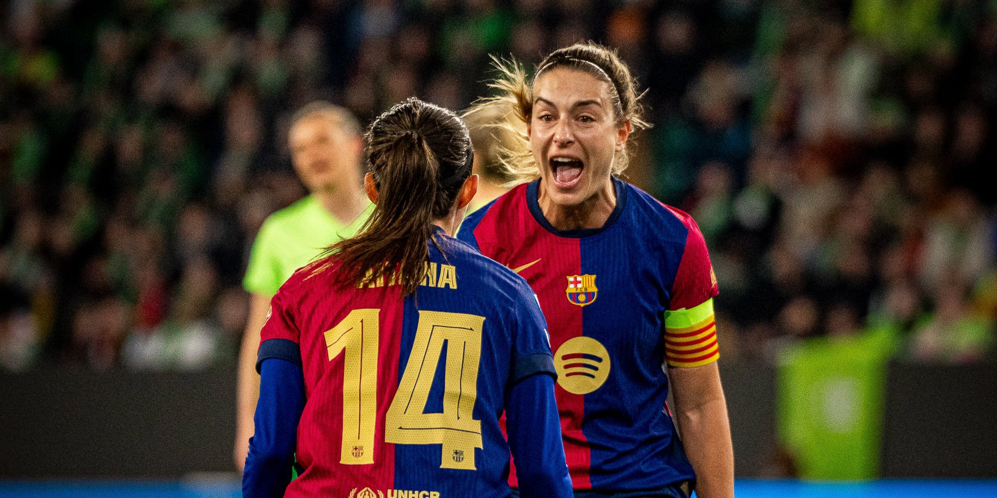Aitana Bonmatí i Alexia Putellas, celebrant un gol contra el Wolfsburg a la Champions | FC Barcelona