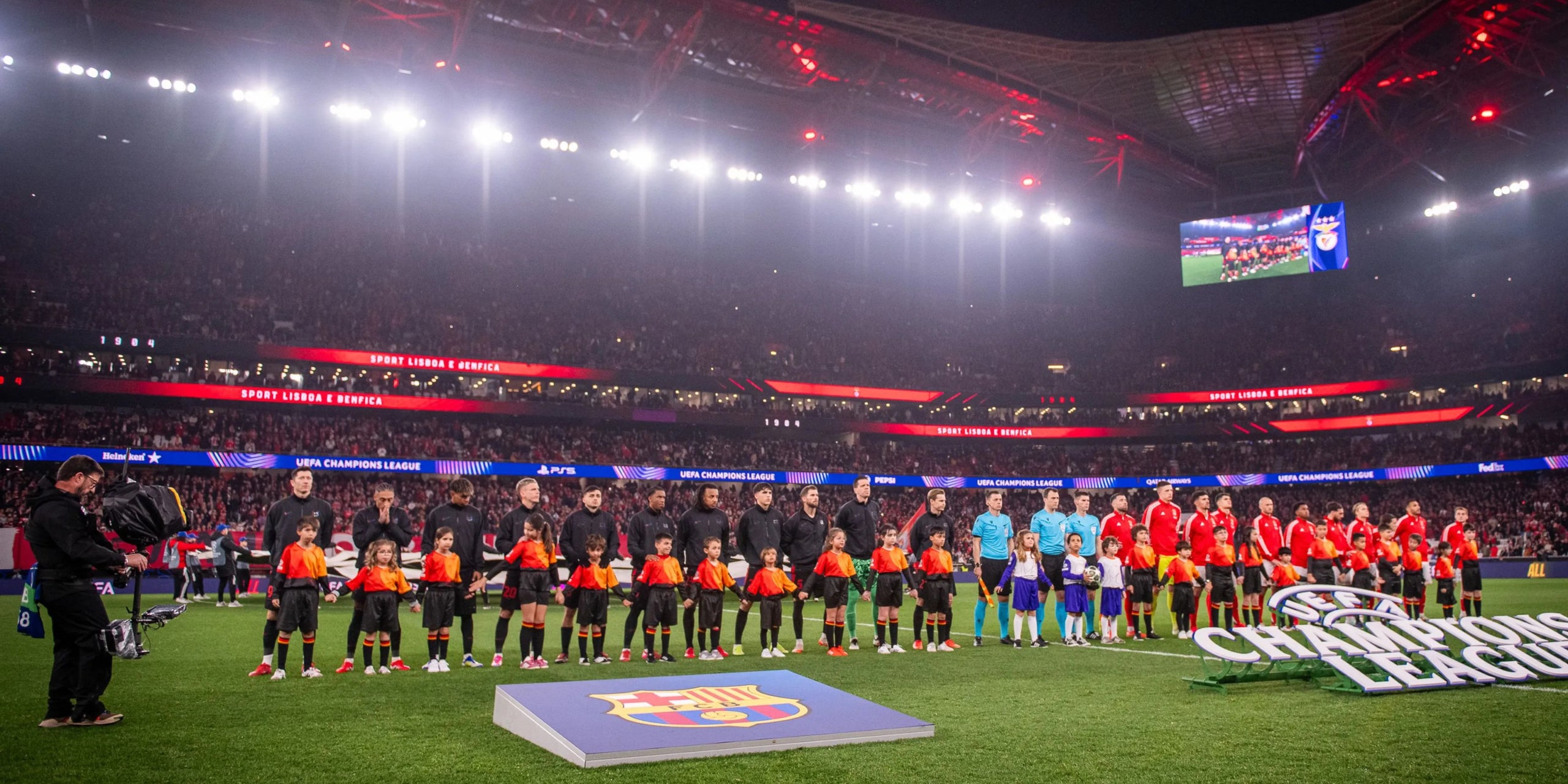 Els jugadors del Barça i del Benfica, abans del partit | FC Barcelona