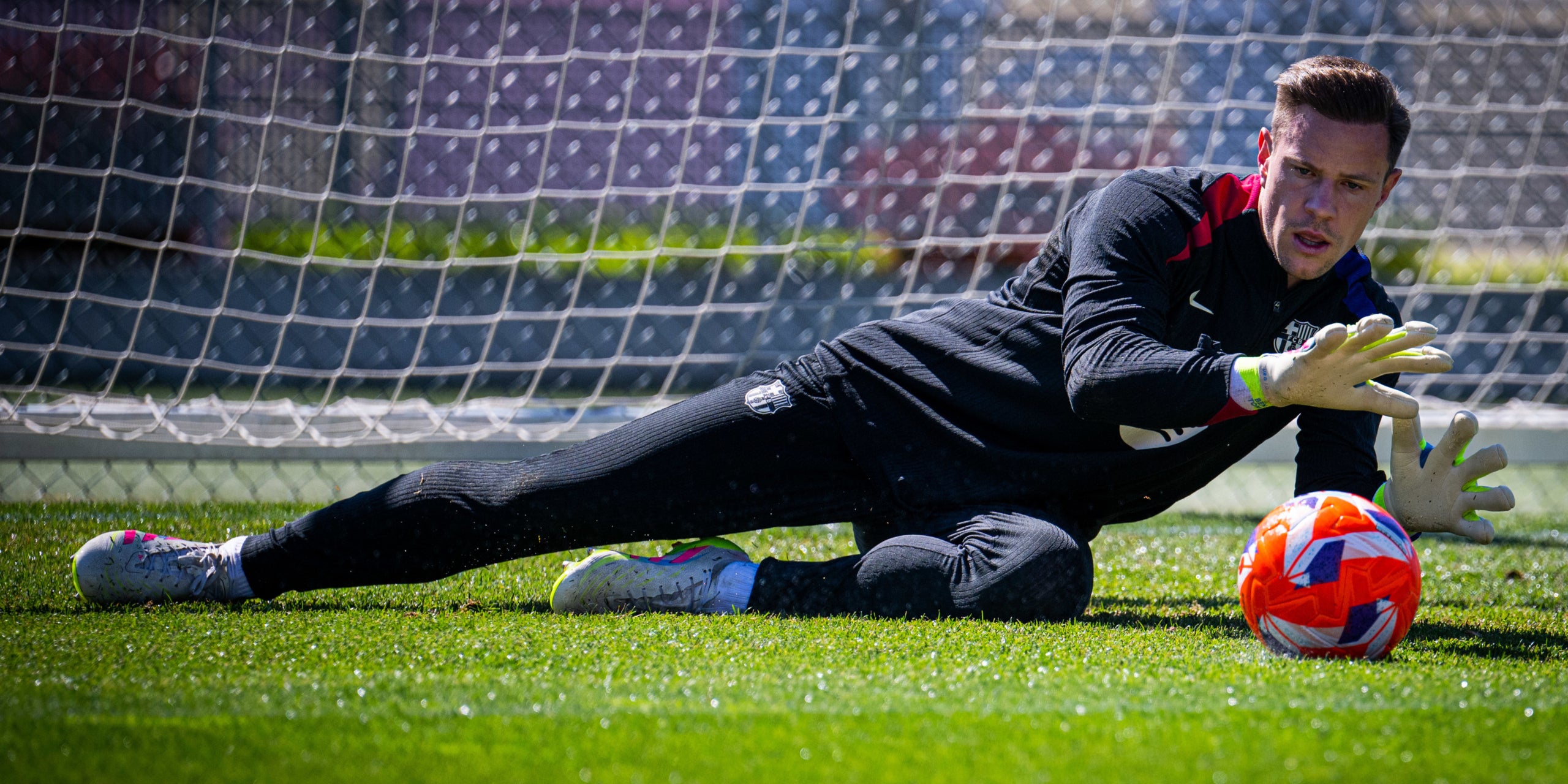 Marc-André ter Stegen, durant un dels últims entrenaments amb el Barça | FC Barcelona