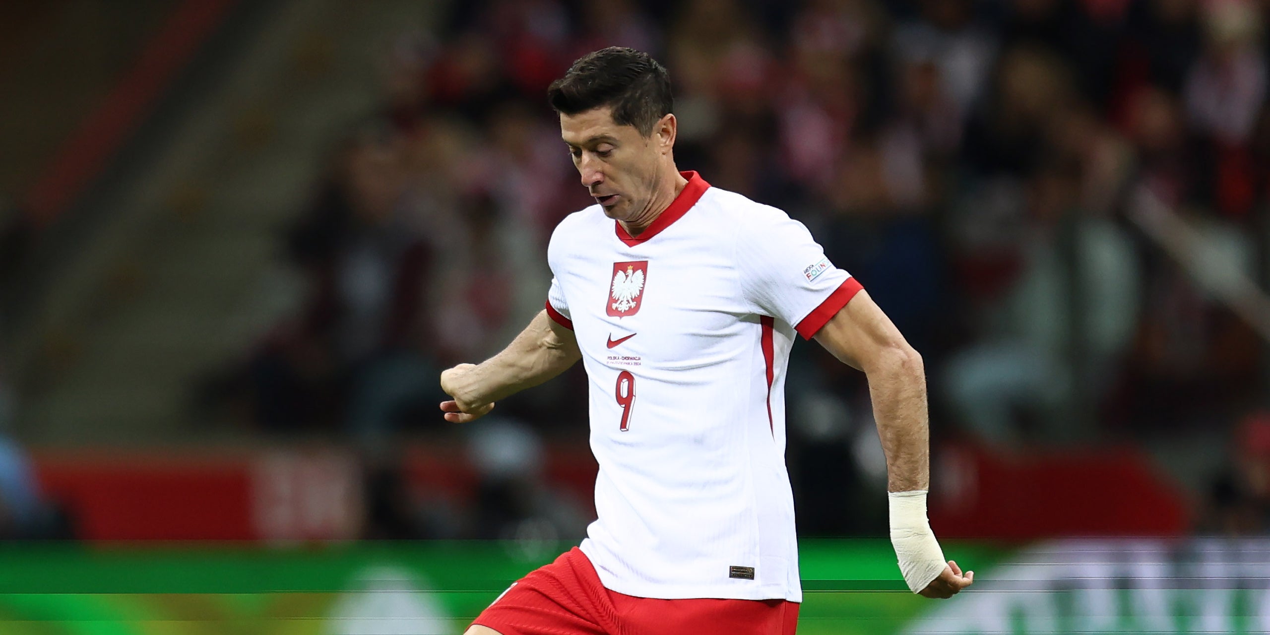 Robert Lewandowski, durante un partido con la selección polaca | Europa Press