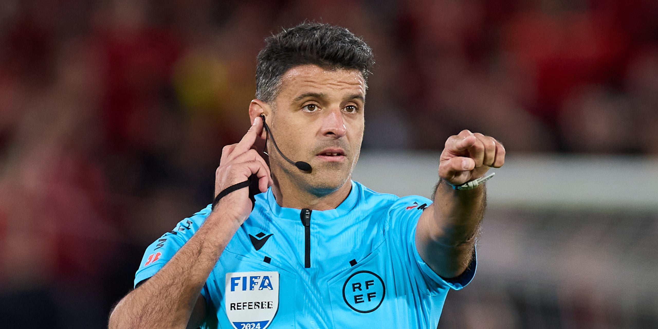 L'àrbitre Gil Manzano, durant un partit de Lliga | Europa Press