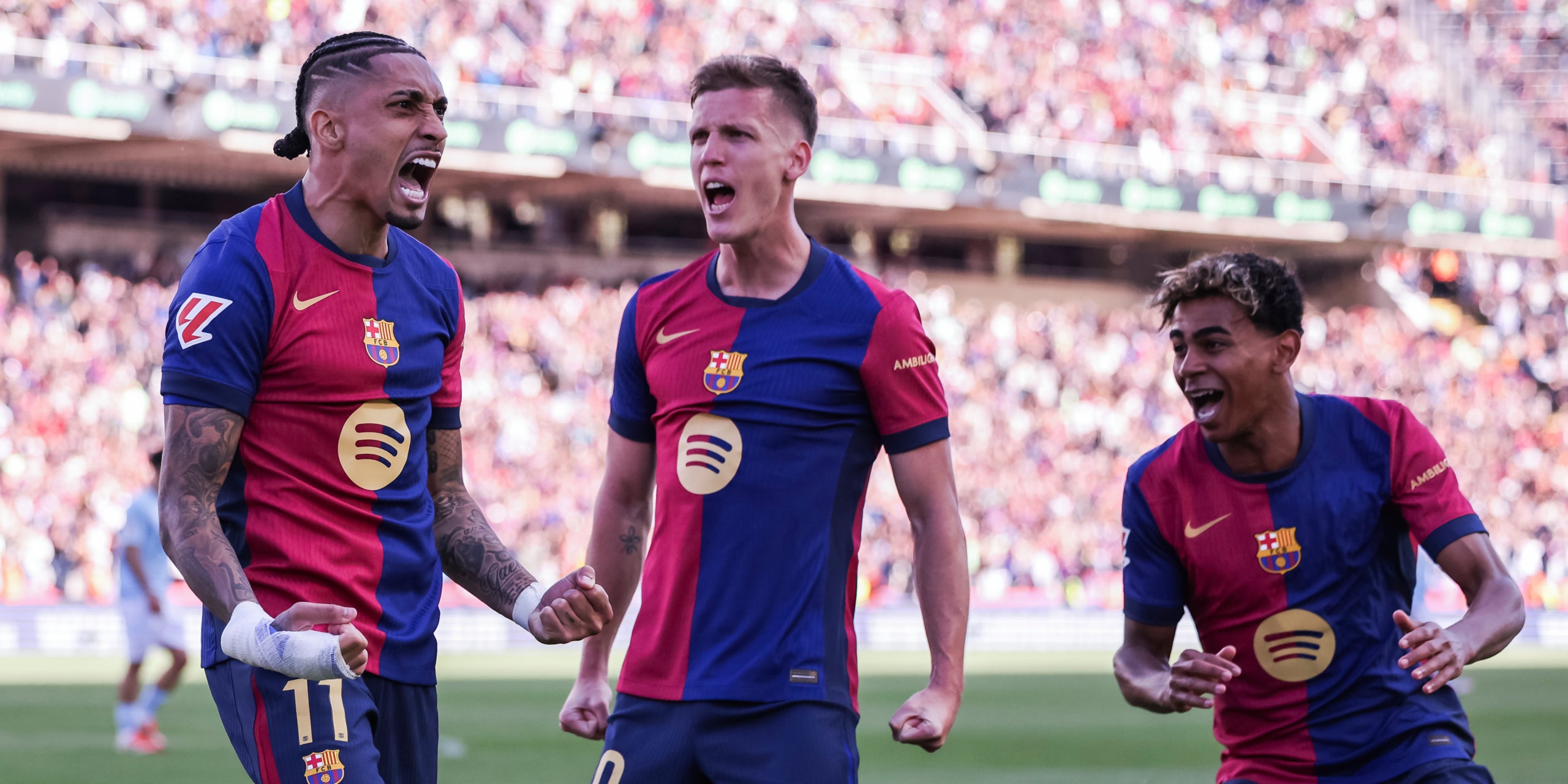 Raphinha, Dani Olmo i Lamine Yamal, celebrant un gol amb el Barça | Europa Press