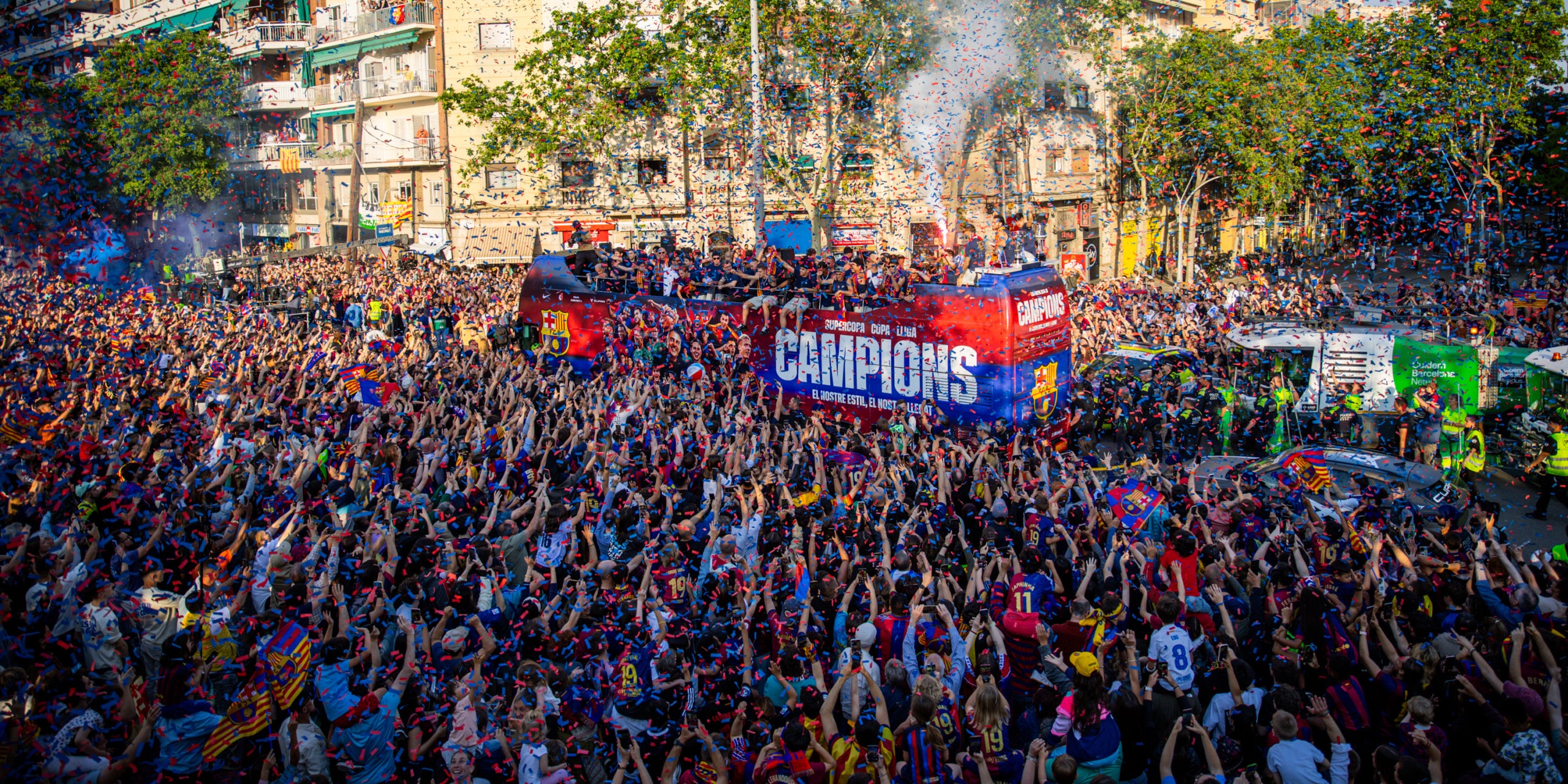 La rua dels campions, pels carrers de Barcelona | FC Barcelona