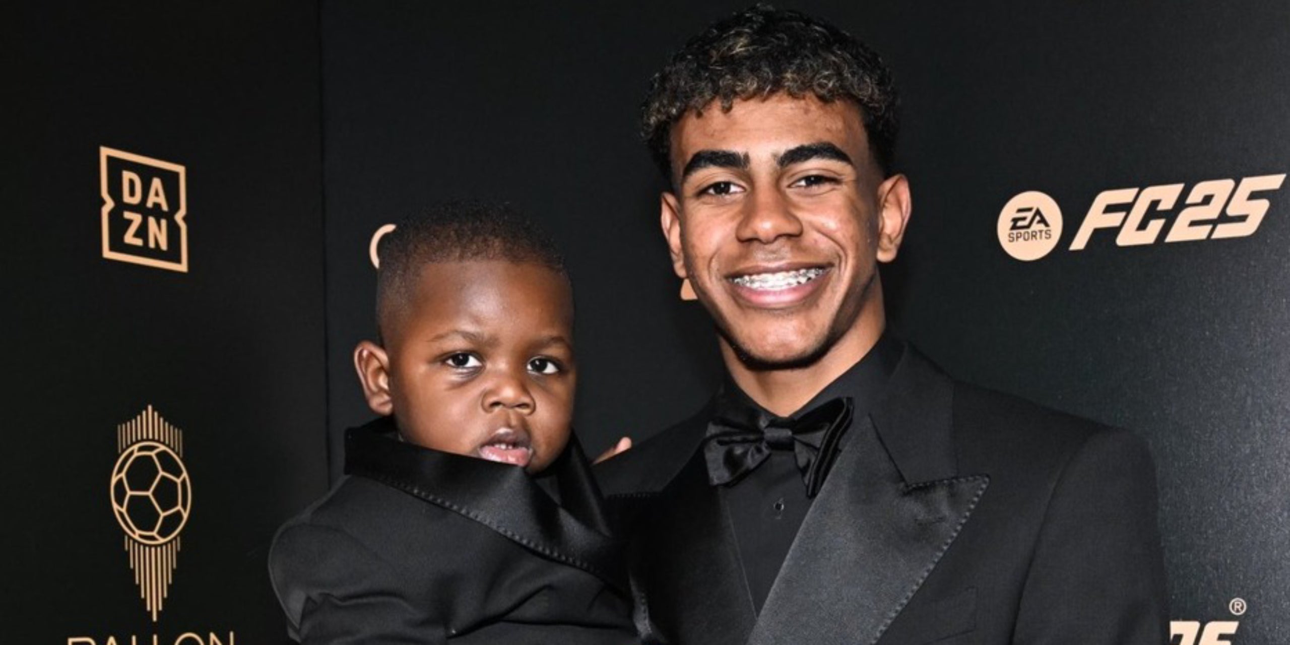 Lamine Yamal, amb el seu germà petit | Ballon d'Or