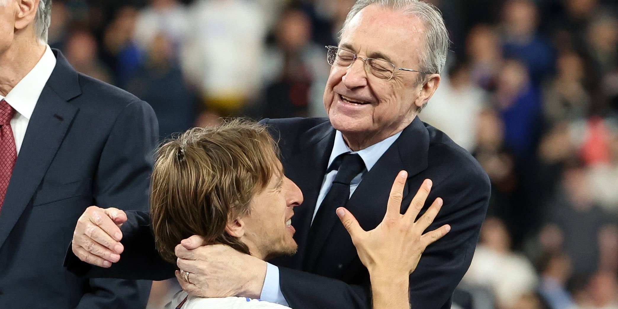 Luka Modric i Florentino Pérez, celebrant una Champions | Europa Press